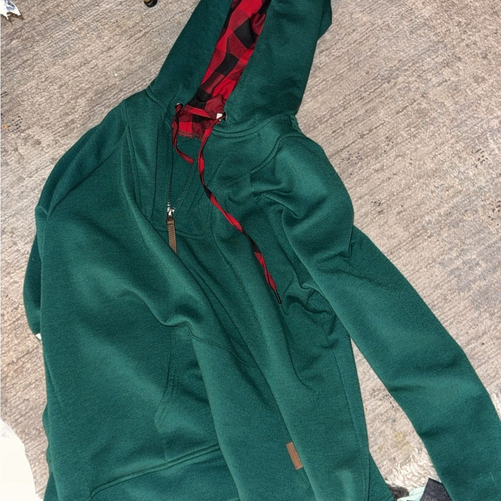 Green Hooded Woman’s Sweater